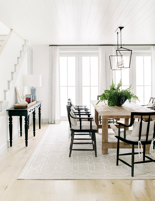 Content image for Inviting Dining Room Design Concepts